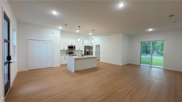 7250 N FREEPORT CIRCLE, Citrus Springs, FL 34434