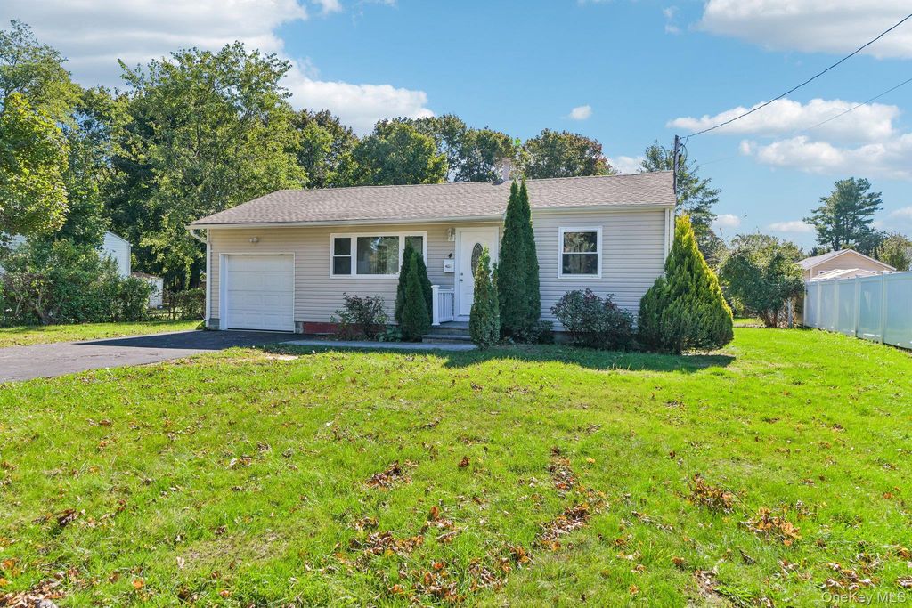 4 Patton Street, Brentwood, NY 11717 — photo 3