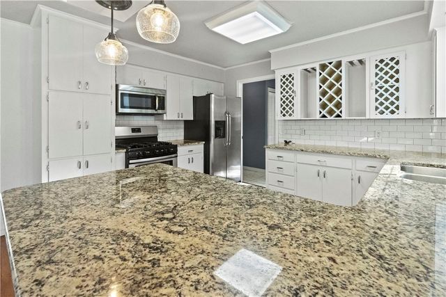 308 Wynnewood Drive, Harrison, AR 72601