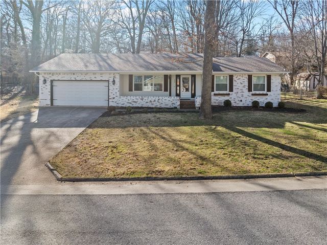 308 Wynnewood Drive, Harrison, AR 72601