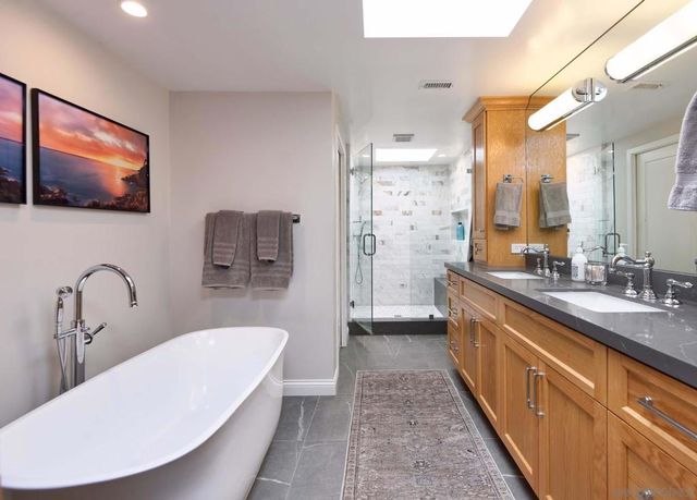 7978 Caminito Del Cid, La Jolla, CA 92037