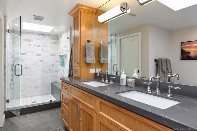 7978 Caminito Del Cid, La Jolla, CA 92037