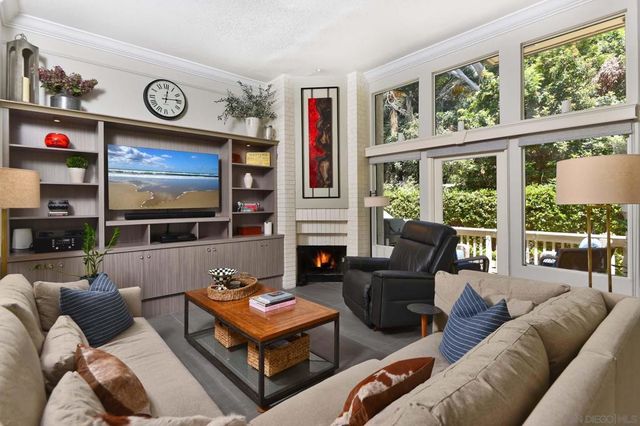 7978 Caminito Del Cid, La Jolla, CA 92037