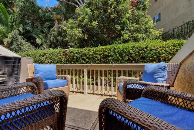 7978 Caminito Del Cid, La Jolla, CA 92037
