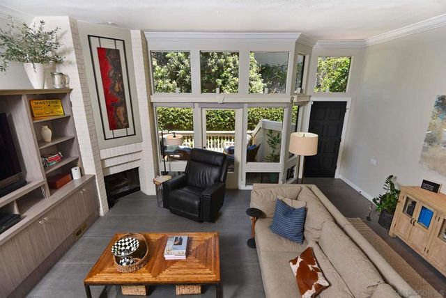 7978 Caminito Del Cid, La Jolla, CA 92037