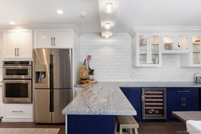 7978 Caminito Del Cid, La Jolla, CA 92037
