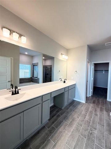 1052 Apple Ridge Road, Magnolia, TX 77355