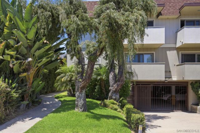 858 E Ave, Coronado, CA 92118