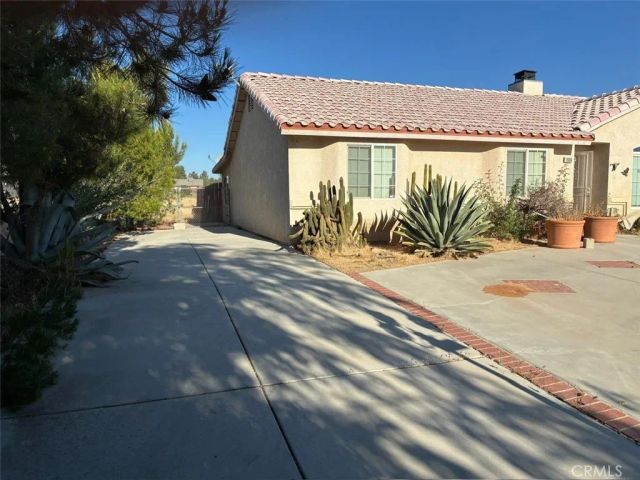 11906 Apatite Avenue, Hesperia, CA 92345