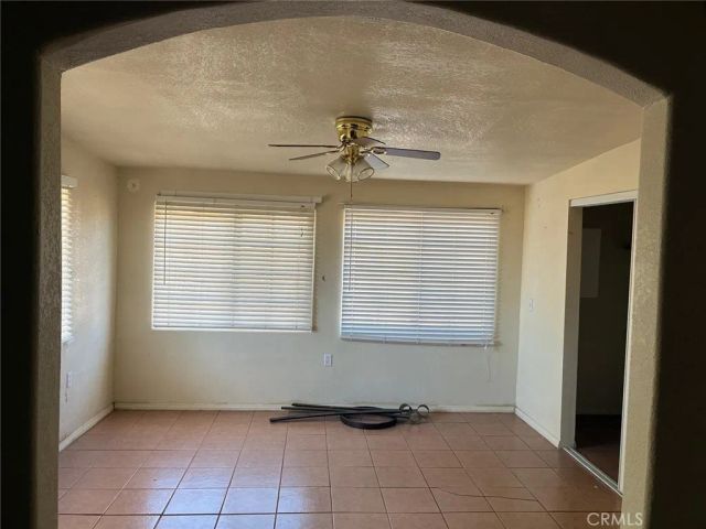 11906 Apatite Avenue, Hesperia, CA 92345