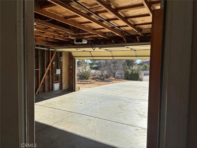 11906 Apatite Avenue, Hesperia, CA 92345