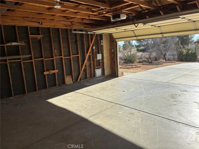 11906 Apatite Avenue, Hesperia, CA 92345