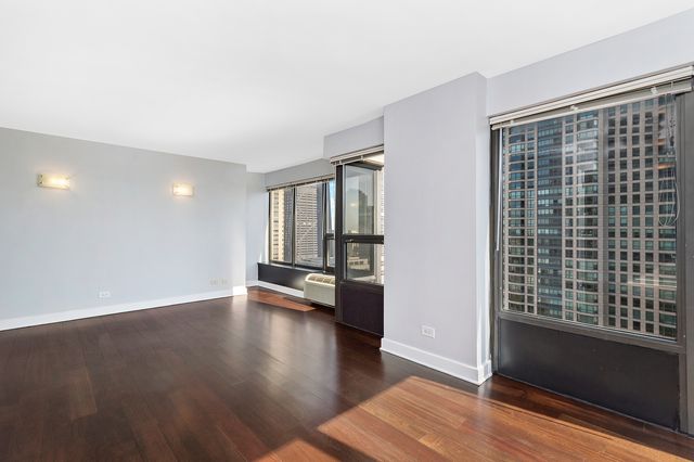 30 E HURON Street 3602, Chicago, IL 60611