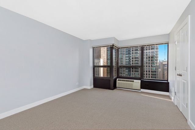 30 E HURON Street 3602, Chicago, IL 60611
