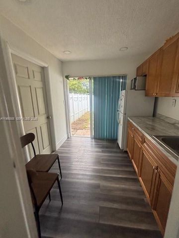 13265 SW 53rd St 2, Miami, FL 33175