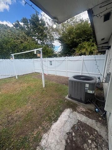 13265 SW 53rd St 2, Miami, FL 33175