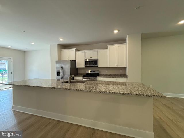 6839 WINTERHILL LN, Glen Burnie, MD 21060
