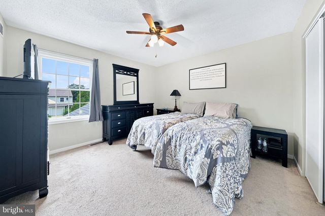 23 S MERRIMENT DR, Newark, DE 19702
