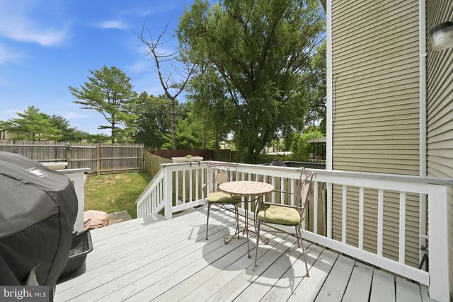 23 S MERRIMENT DR, Newark, DE 19702