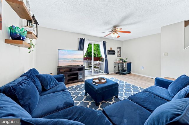23 S MERRIMENT DR, Newark, DE 19702