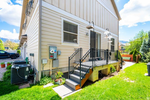 1418 E EAGLE CLIFF CT, Sandy, UT 84092