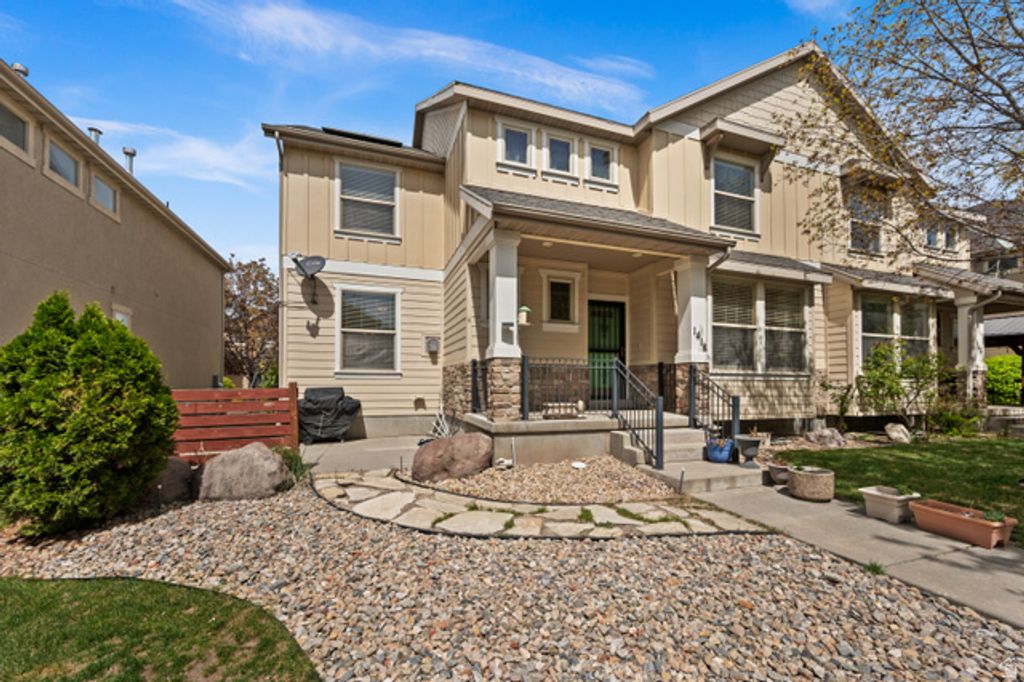 1418 E EAGLE CLIFF CT, Sandy, UT 84092