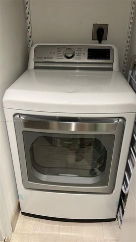 6039 Collins Ave 1223, Miami Beach, FL 33140