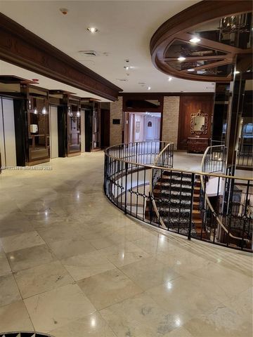 6039 Collins Ave 1223, Miami Beach, FL 33140