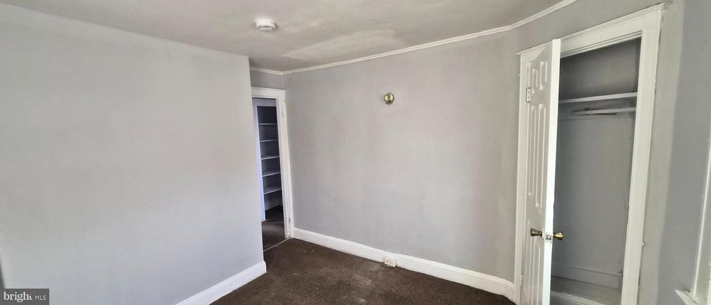 Image 12 of property listing at 3238 RAVENWOOD AVE, Baltimore, MD 21213