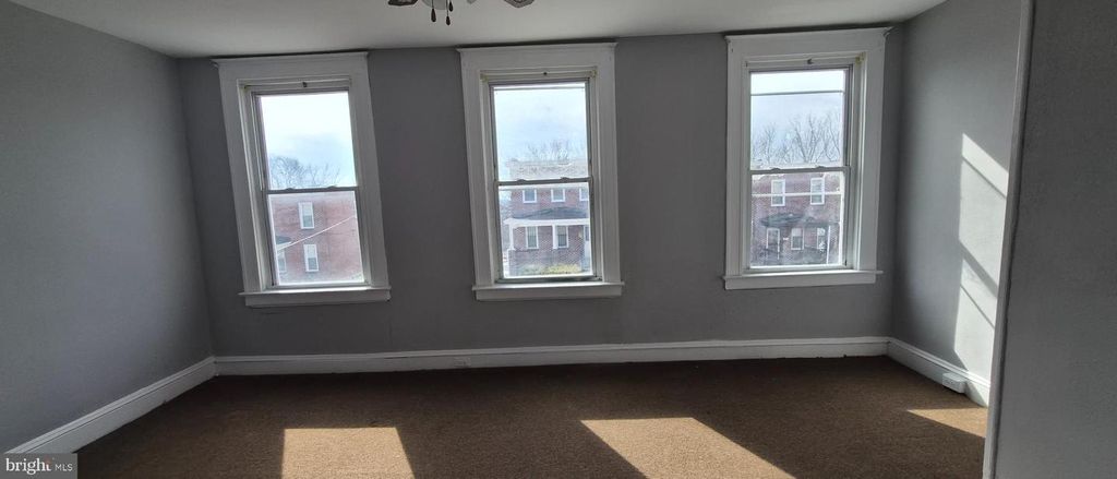 Image 5 of property listing at 3238 RAVENWOOD AVE, Baltimore, MD 21213