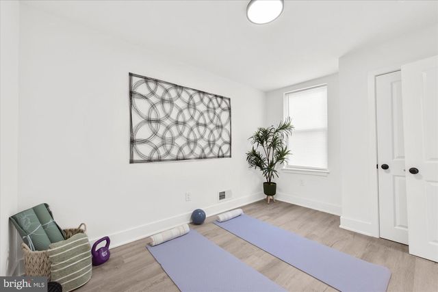 4038 GREEN ST, Philadelphia, PA 19104