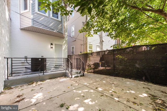 4038 GREEN ST, Philadelphia, PA 19104
