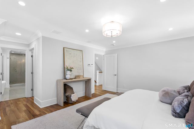 68 Figlar Avenue, Fairfield, CT 06824