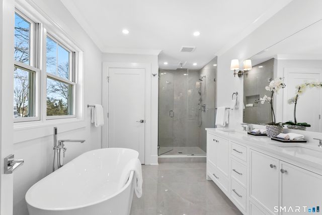 68 Figlar Avenue, Fairfield, CT 06824