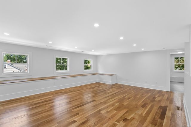 68 Figlar Avenue, Fairfield, CT 06824