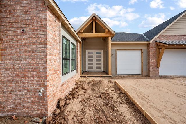 15444 Capri Lane, Edmond, OK 73013