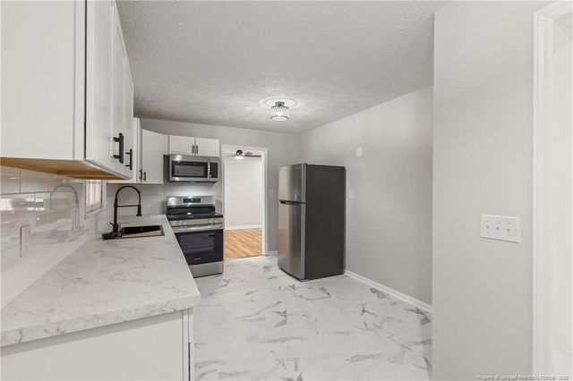 619 Bessemer Circle, Fayetteville, NC 28301