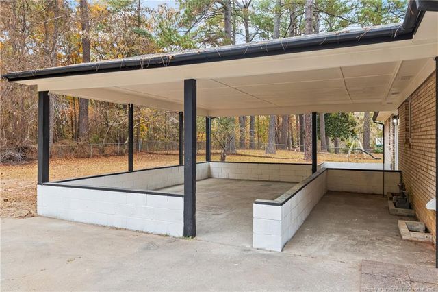 619 Bessemer Circle, Fayetteville, NC 28301