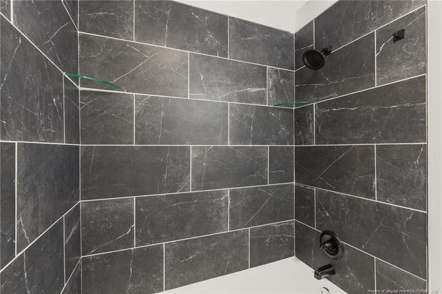 619 Bessemer Circle, Fayetteville, NC 28301