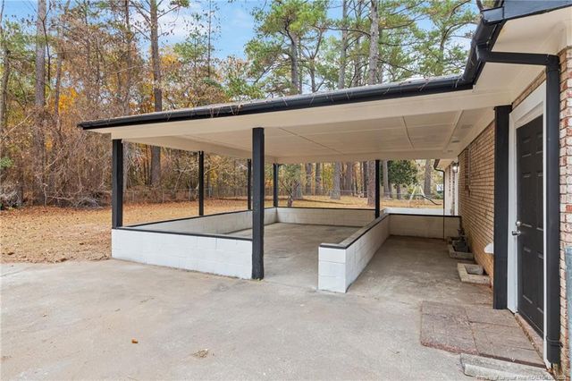 619 Bessemer Circle, Fayetteville, NC 28301