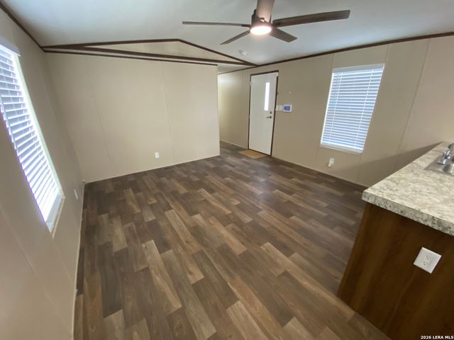 846 Inglewood Dr, Canyon Lake, TX 78133