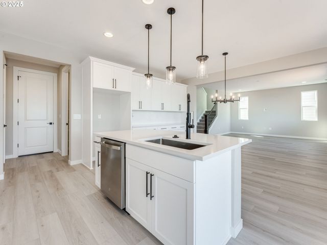 2161 Ne SINGER Ln, Estacada, OR 97023