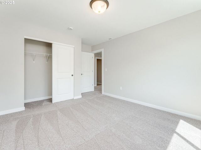 2161 Ne SINGER Ln, Estacada, OR 97023