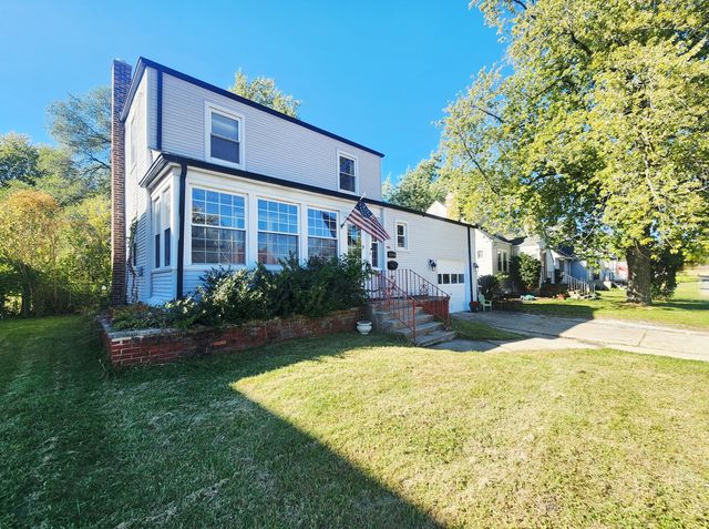 18028 Burnham Avenue, Lansing, IL 60438