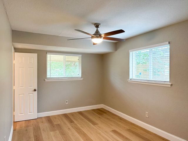 701 Tanglewood Drive, Hurst, TX 76053