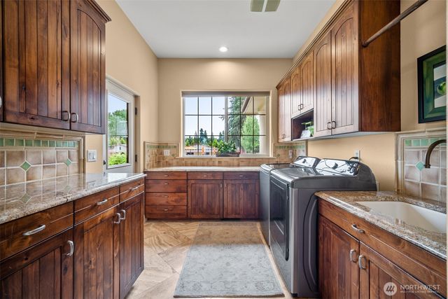 19609 NE 35th Court, Ridgefield, WA 98642