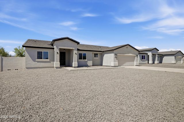 9642 E BOISE Street, Mesa, AZ 85207