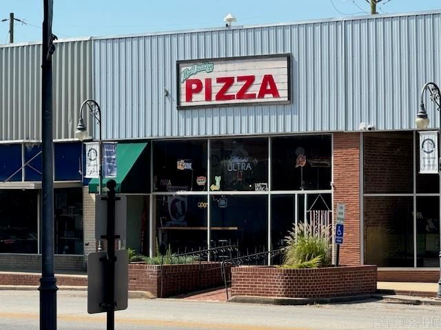 107 E Broadway Street, Pocahontas, AR 72455