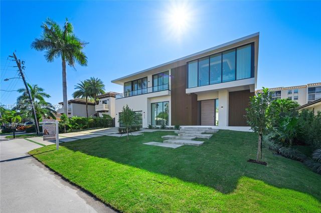 2950 NE 164th Street, North Miami Beach, FL 33160