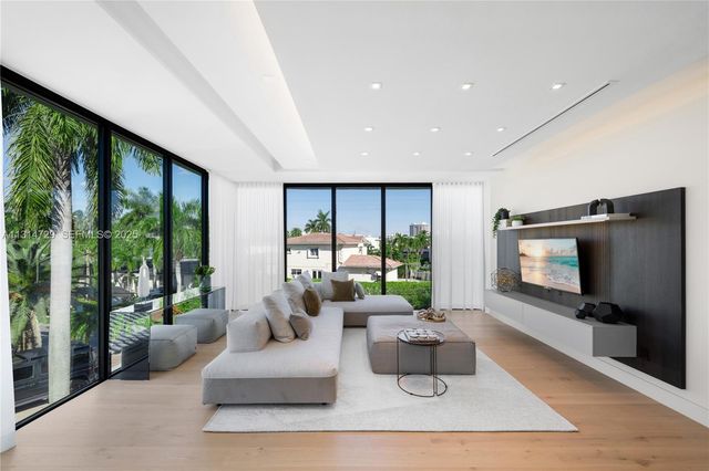 2950 NE 164th Street, North Miami Beach, FL 33160
